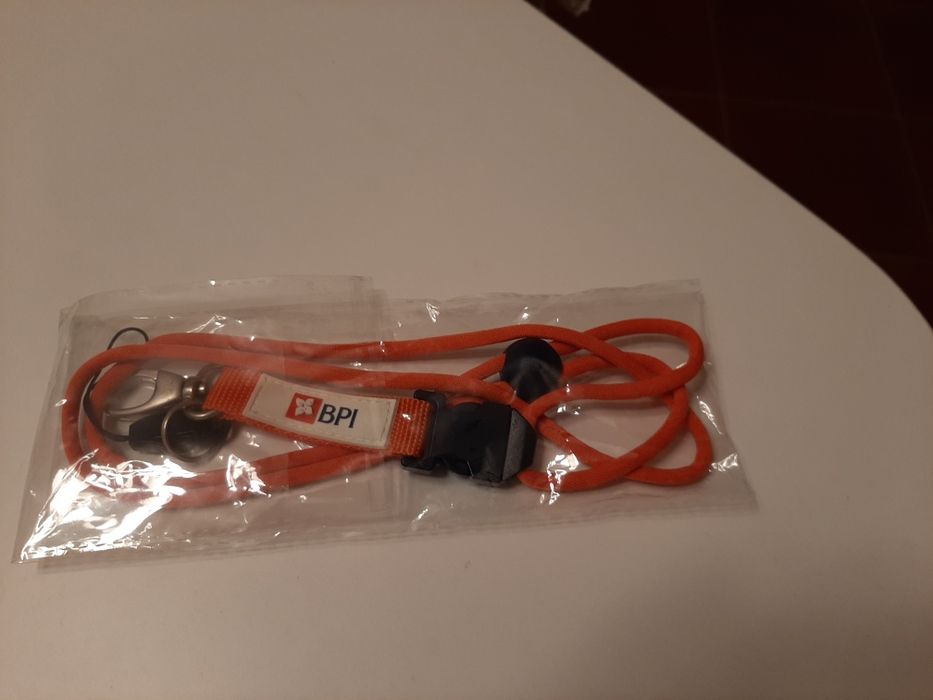 6 fitas para chaves.Banco BPI e Multiopticas.