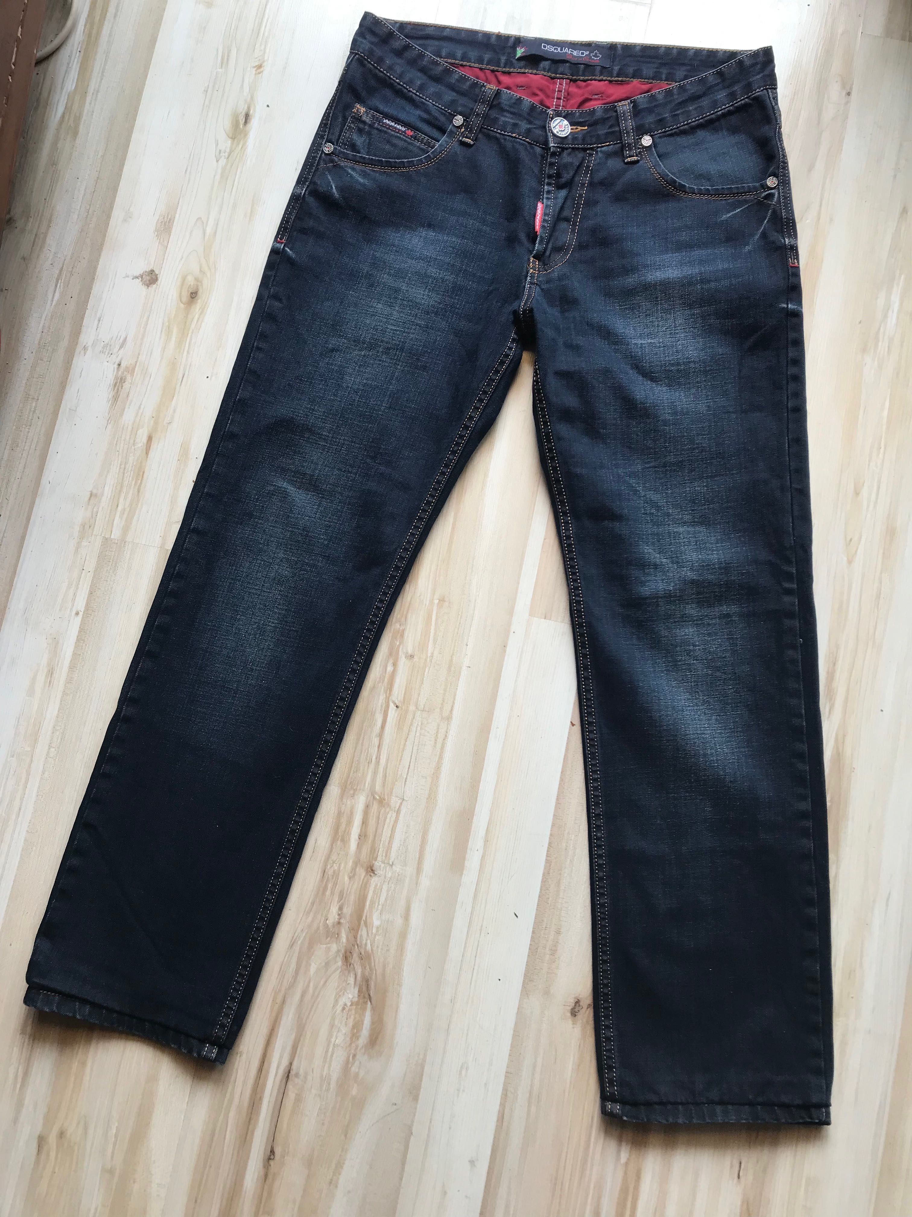 Spodnie marki Dsquared2, rozmiar na metce 31