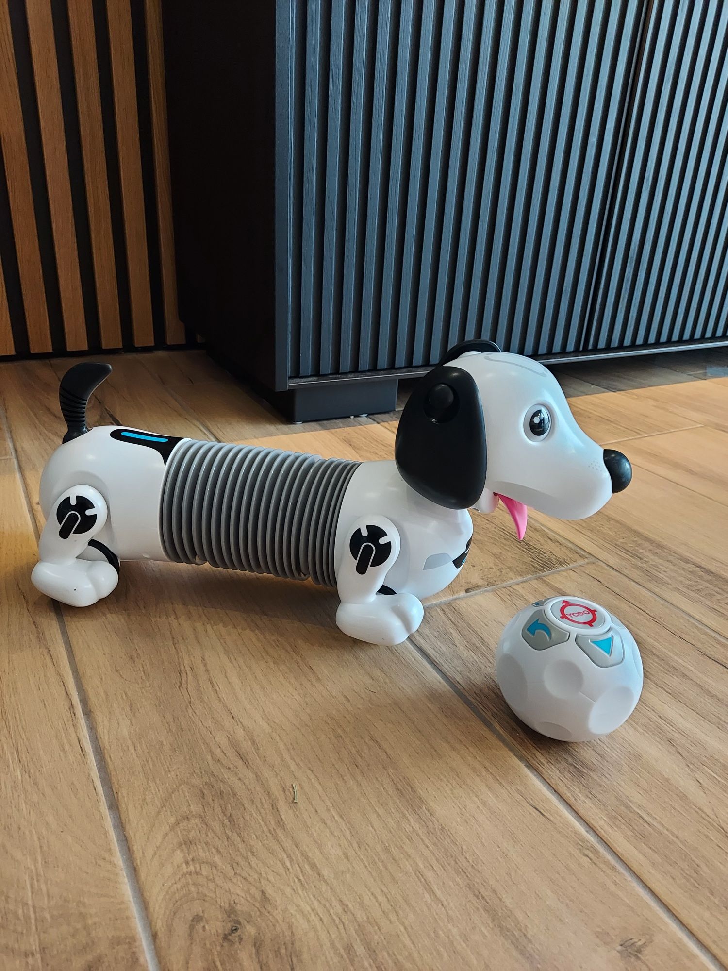 Robot jamnik oryginalny duży Dumel Silverlit