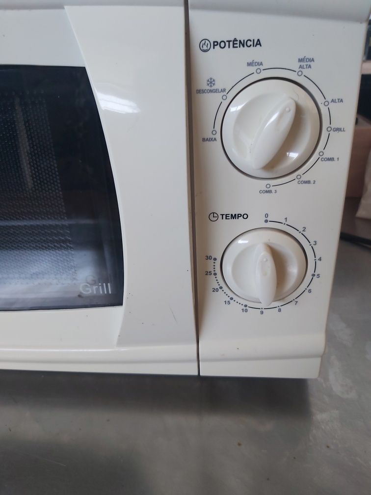 Microondas grill