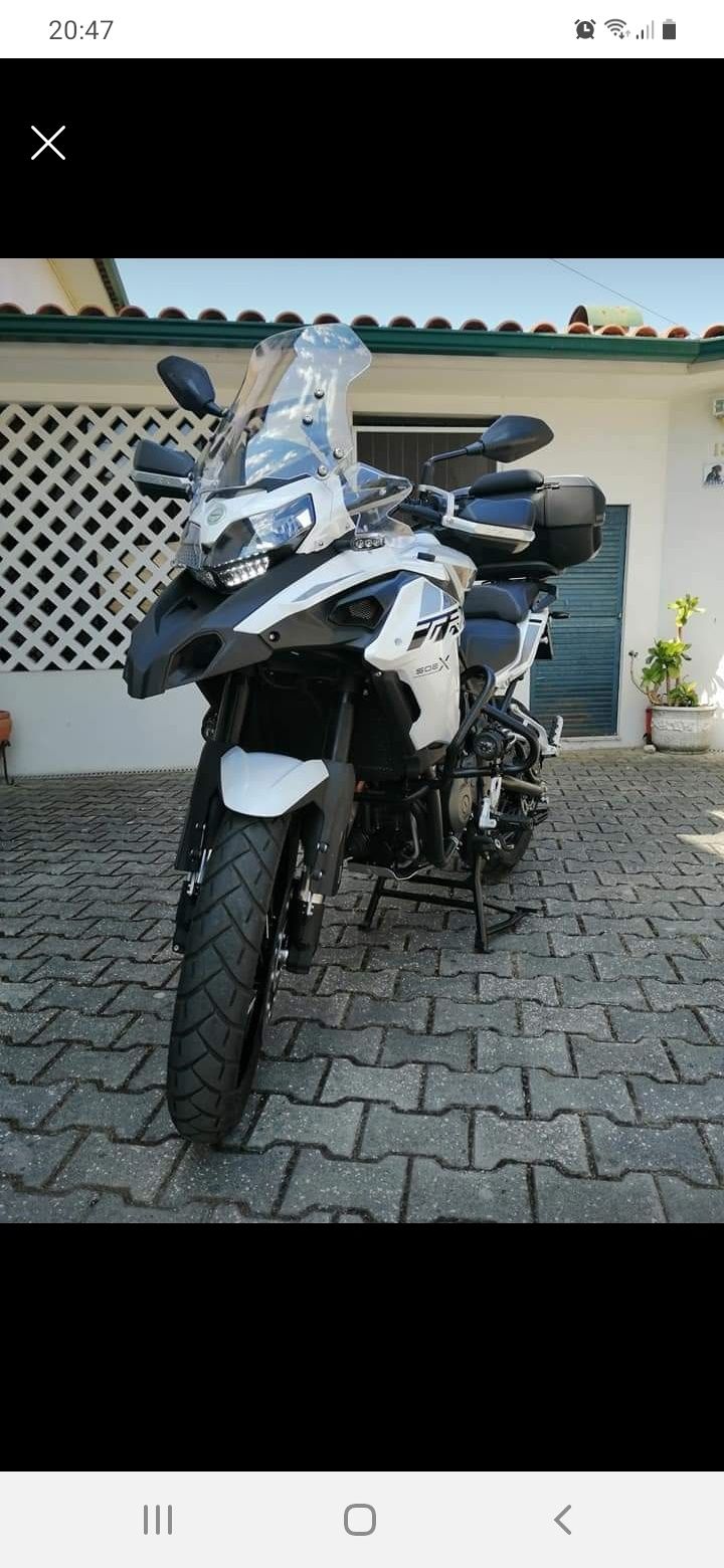 Benelli TRK 502X