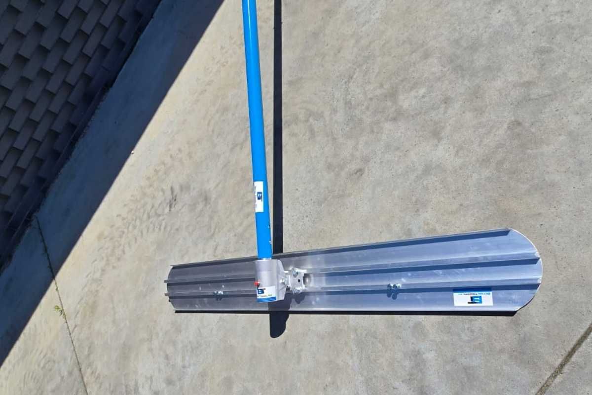 Aluminiowa listwa wygładzająca Beton Trowel BT350084 – 120×20 cm  NOWA