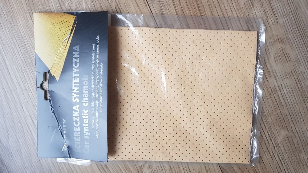 Nowa ściereczka syntetyczna z irchy 20x30xm do samochodu