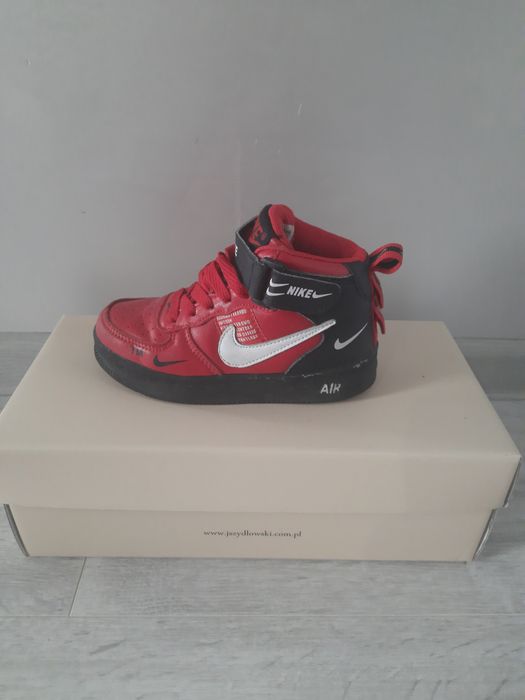 Ботінки для дівчинки