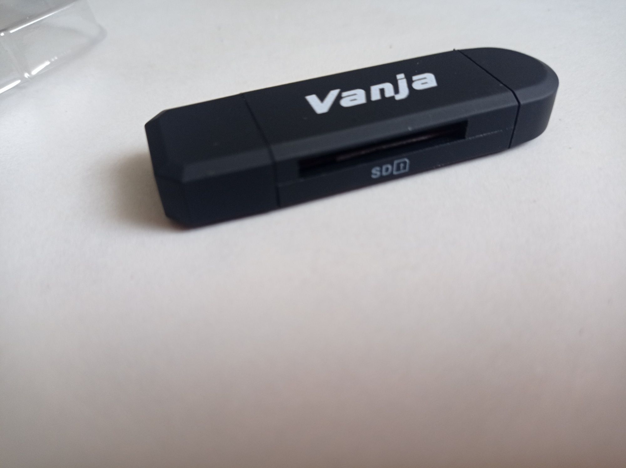 Vanja USB Card Reader/Writer/ OTG Adapter