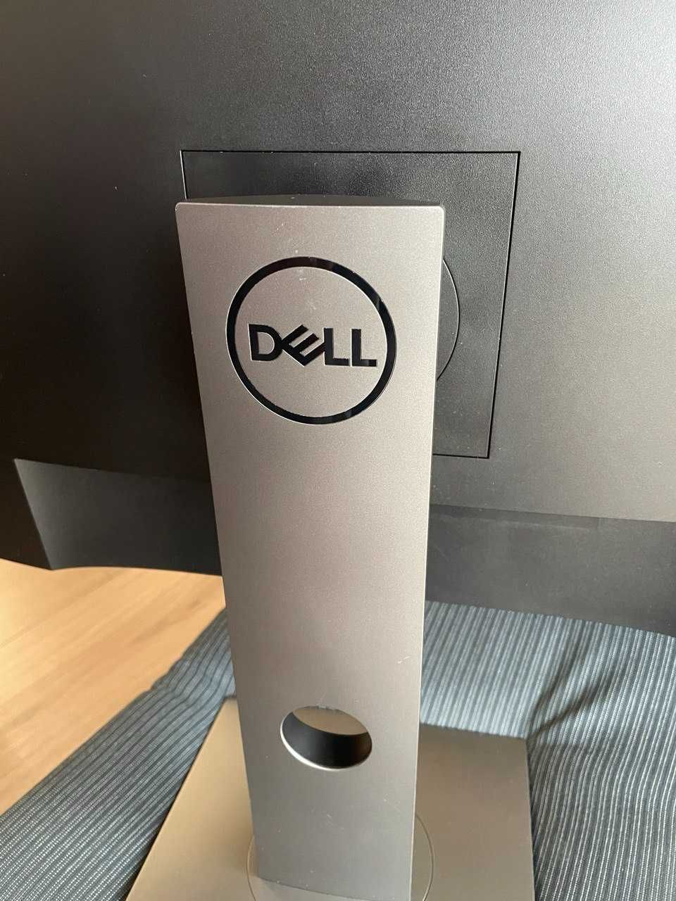 Монітор DELL P2419H