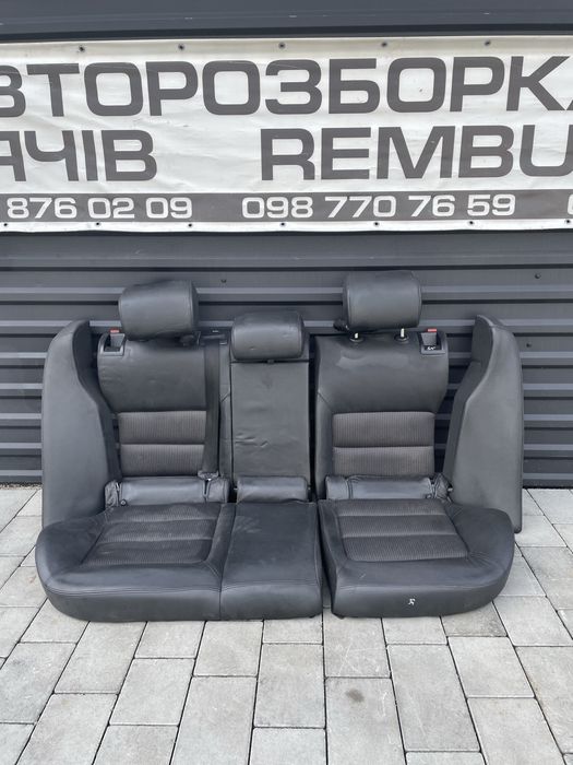 Сидіння заднє диван Skoda Octavia A5