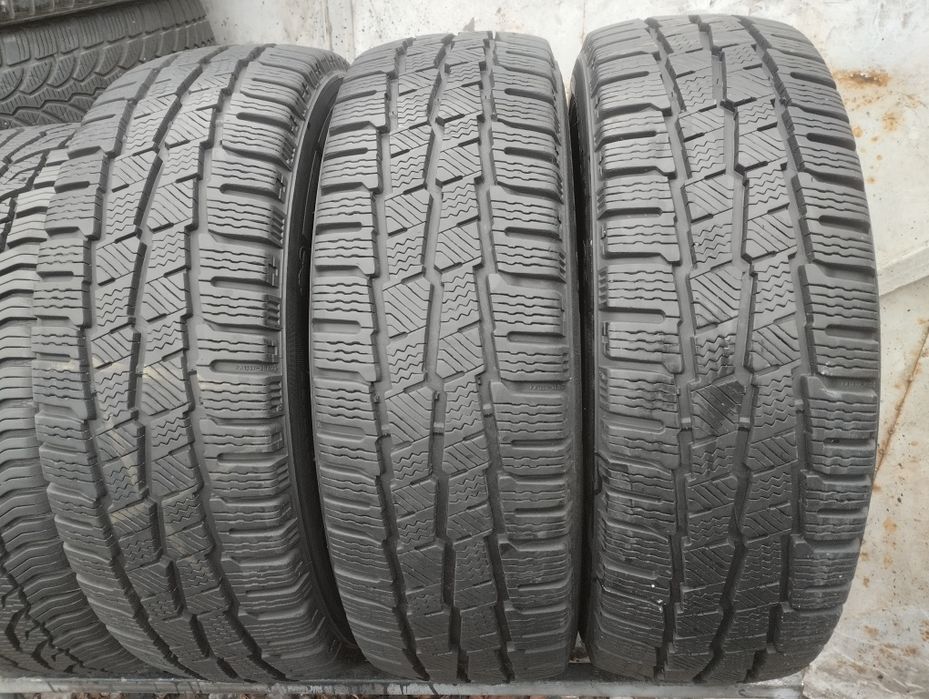 195/60/16c Michelin agilis alpin