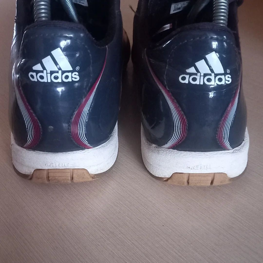 Футзалки Adidas,розмір 39