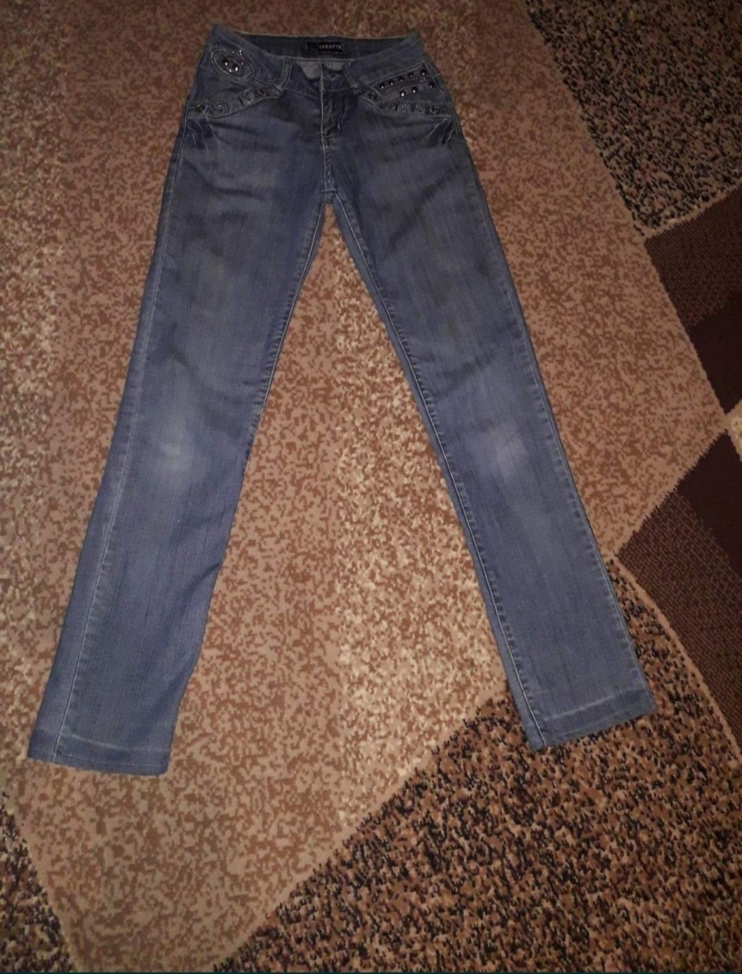 Продаю джинси 25