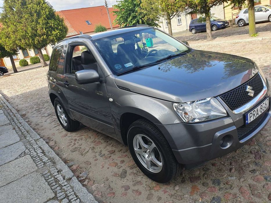 Suzuki,gaz,hak, 3 drzwi,