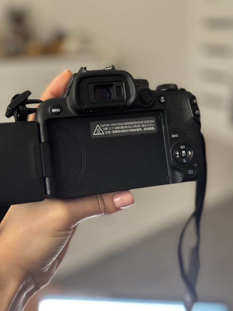 Камера | фотоапарат canon r10