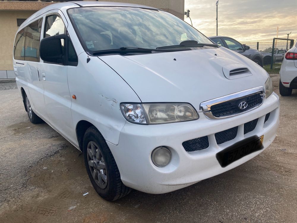 Hyundai  H1 2.5 diesel 9 lugares