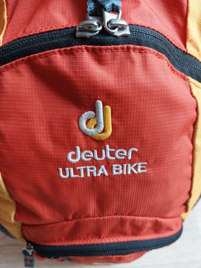 Рюкзак б/у детский  Deuter ultra bike 10L (Germany)