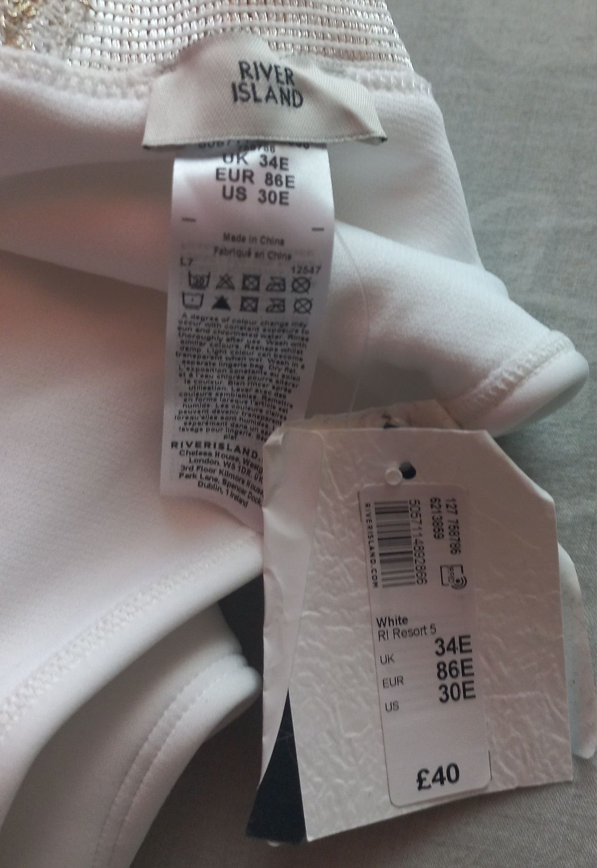 Купальник новий  " RIVER ISLAND"