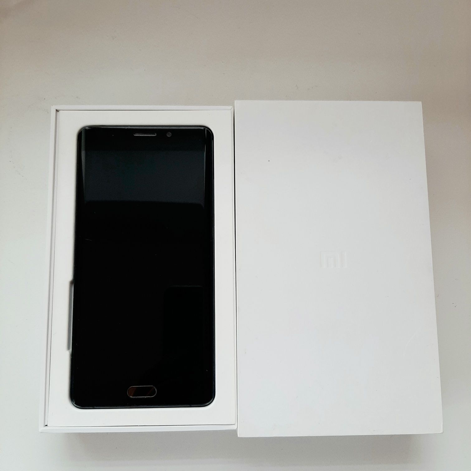 Мобільний телефон Xiaomi Mi Note 2 6/128GB Bright Black