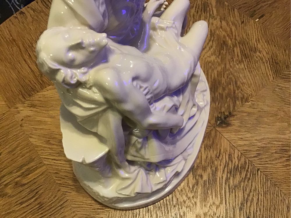 Pieta Michal Anioł Royal Dux