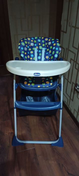 Стілець для  годування