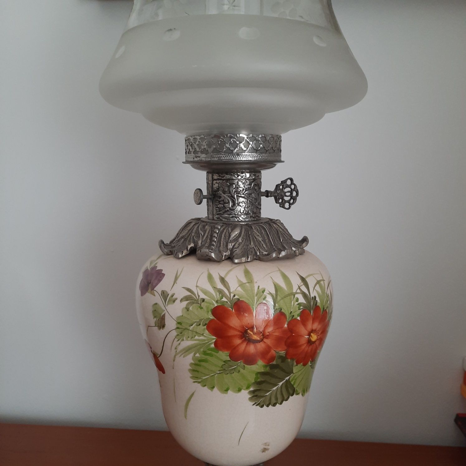 Candeeiro eléctrico estilo antiquário