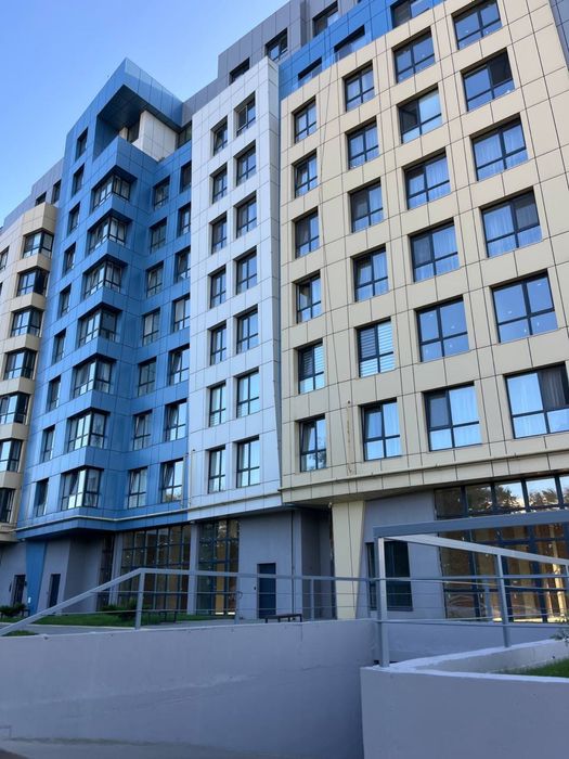 Продаж квартири вул. Карла Мікльоша