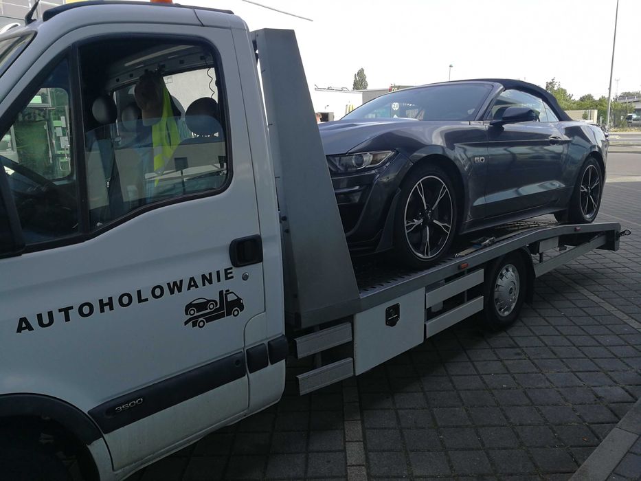 Autoholowanie, laweta, transport