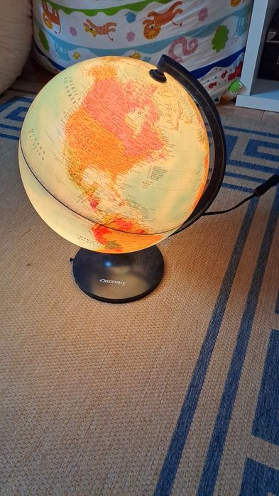 Candeeiro globo terrestre