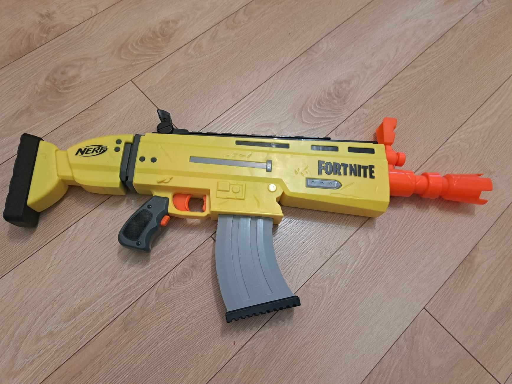 Nerf fortnite scar AR-L bez strzałek.