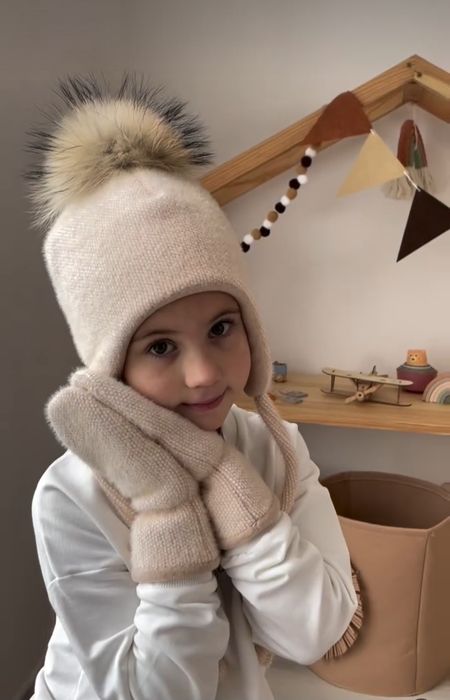 Зимовий дитячий комплект: шапочка, шарф, рукавички