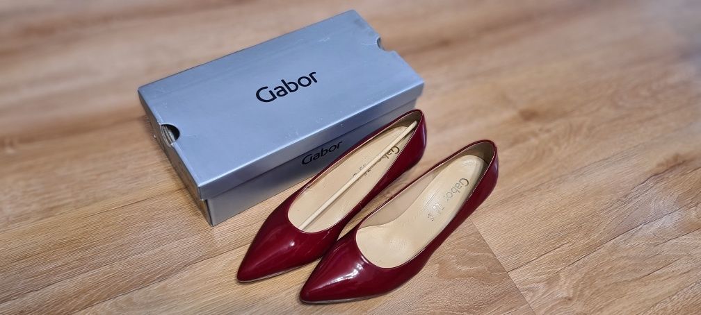 Buty Gabor 39.5 czerwone ze skóry Czółenka, Szpilka, Lakierek