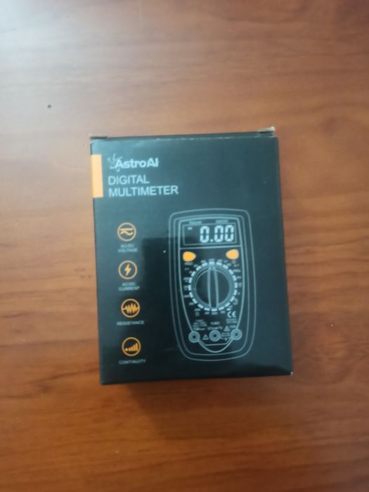AstroAI digital multimeter