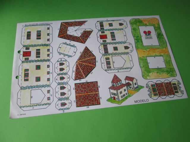 Lote 5 Casas de Papel / Recortar Construções Anos 90 - Novas