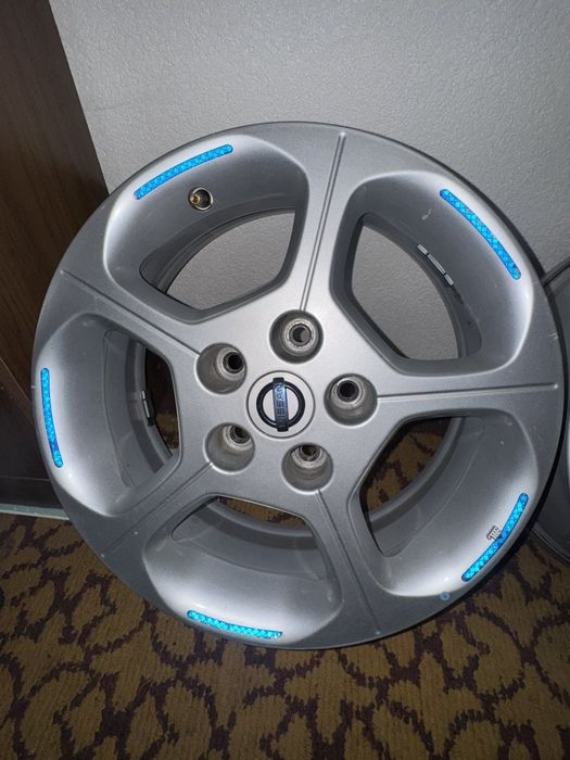 Диски Nissan leaf 5x114.3 R16