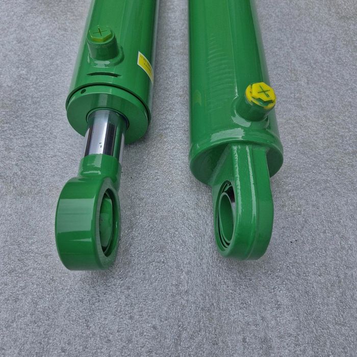 Гідроциліндр 80.40.630(930) фронтального навантажувача КУН