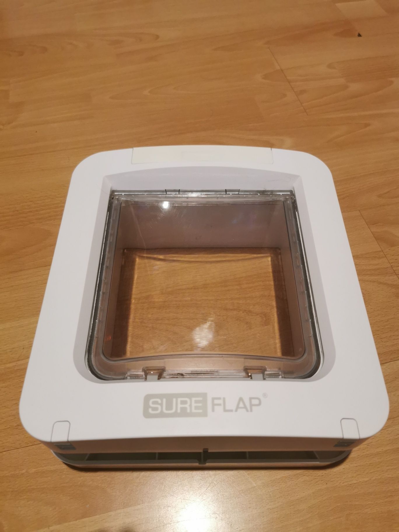 SureFlap Sure Flap Klapka do drzwi sterowana mikroczipem biały
