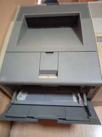 Продам принтер HP LJ 2410