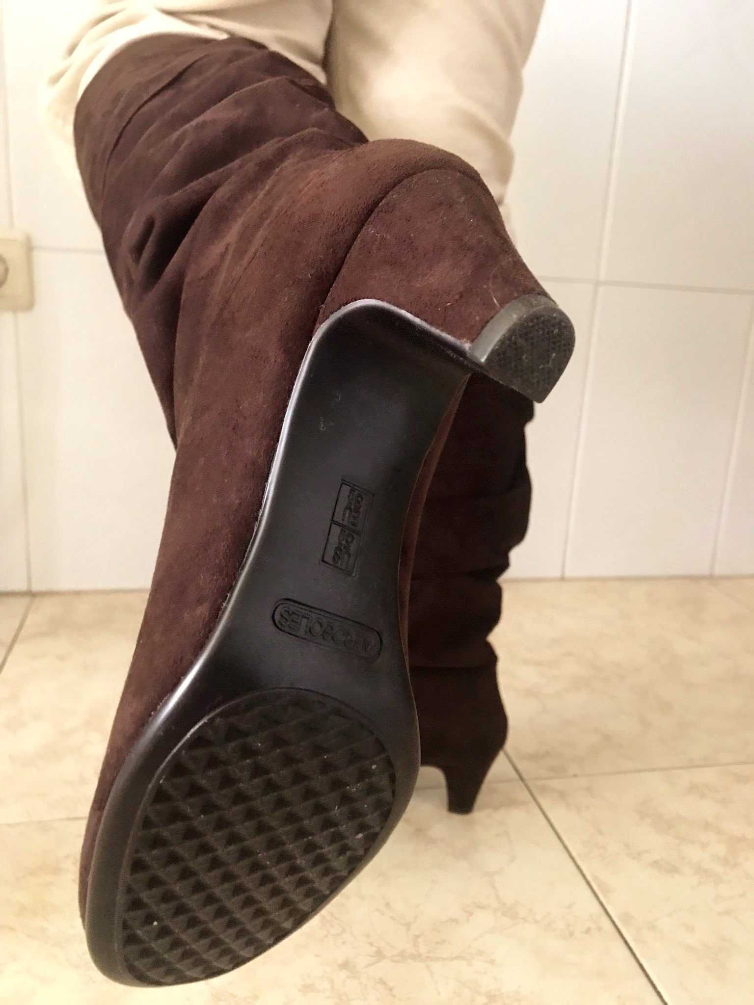 Botas de camurça castanhas, nº 35, marca Aerosoles – NOVAS