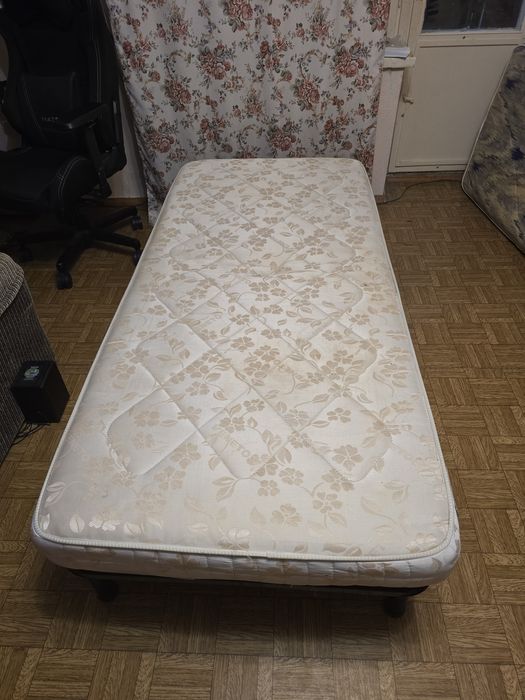 Ліжко 200х90 з матрацом