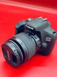 Canon дзеркальна фотокамера