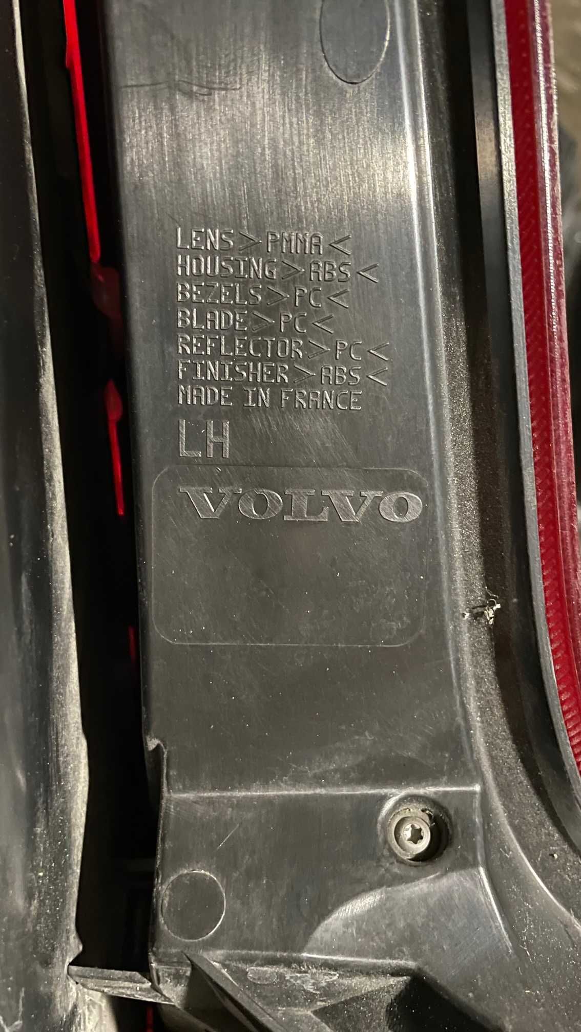 VOLVO V90 Lampa Tylna Lewa TYŁ