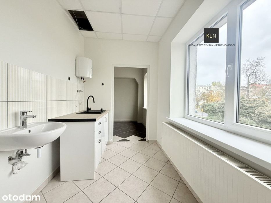 Duży lokal handlowo-usługowy- po remoncie