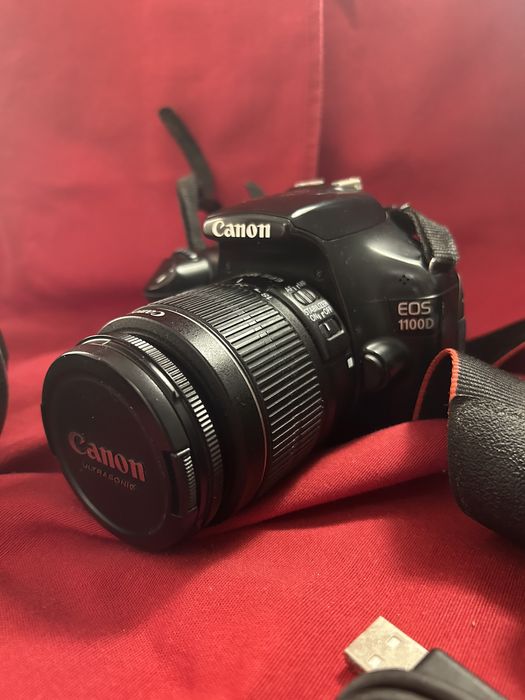 Máquina fotográfica Canon EOS 1100D Kit completo 2 lentes e acessórios