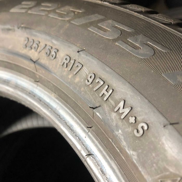 Шини б/у 225/55 R17 Pirelli Sottozero 3 Winter Ran Flat Комплект Пара