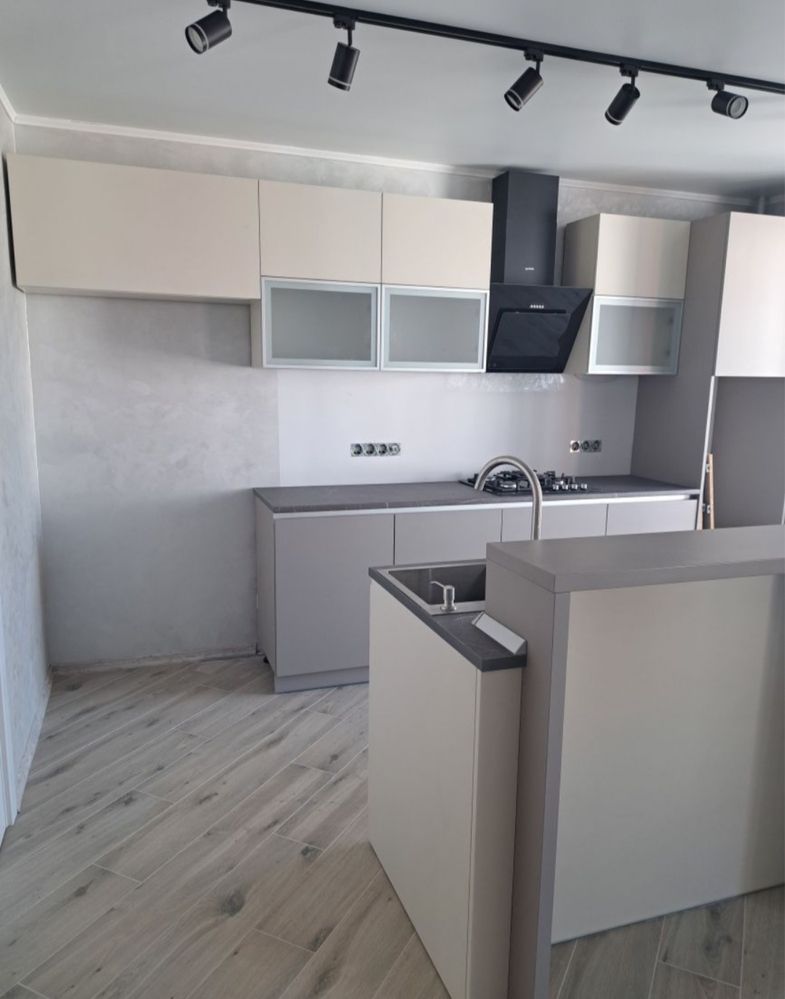 Продаж великої 2к квартири з ремонтом 75 кв.м Терміновий продаж!!!