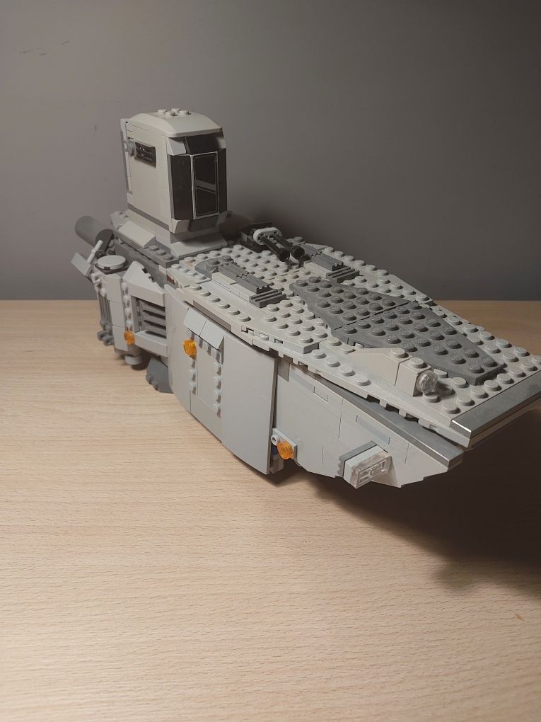 Lego transporter najwyższego porządku