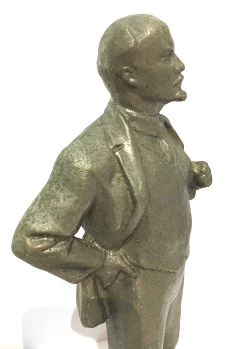 LENINE- Estatueta Escultura em metal - 638 gramas - altura: 21cm