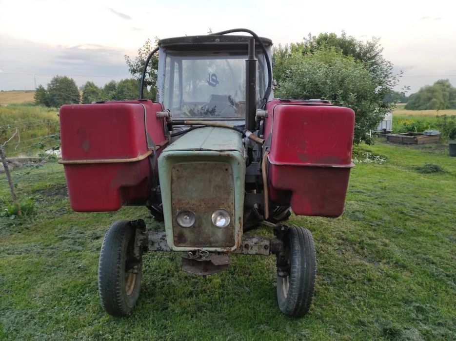 Ciągnik Ursus C-360 .1980r wraz z opryskiwaczem 15m