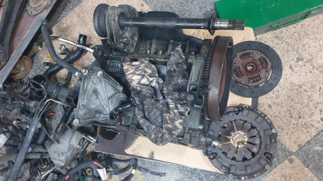 Peças, motor Fiat Punto 1.3 ,Turbo,Cabeça,Alternador,AC,Injetores,etc.