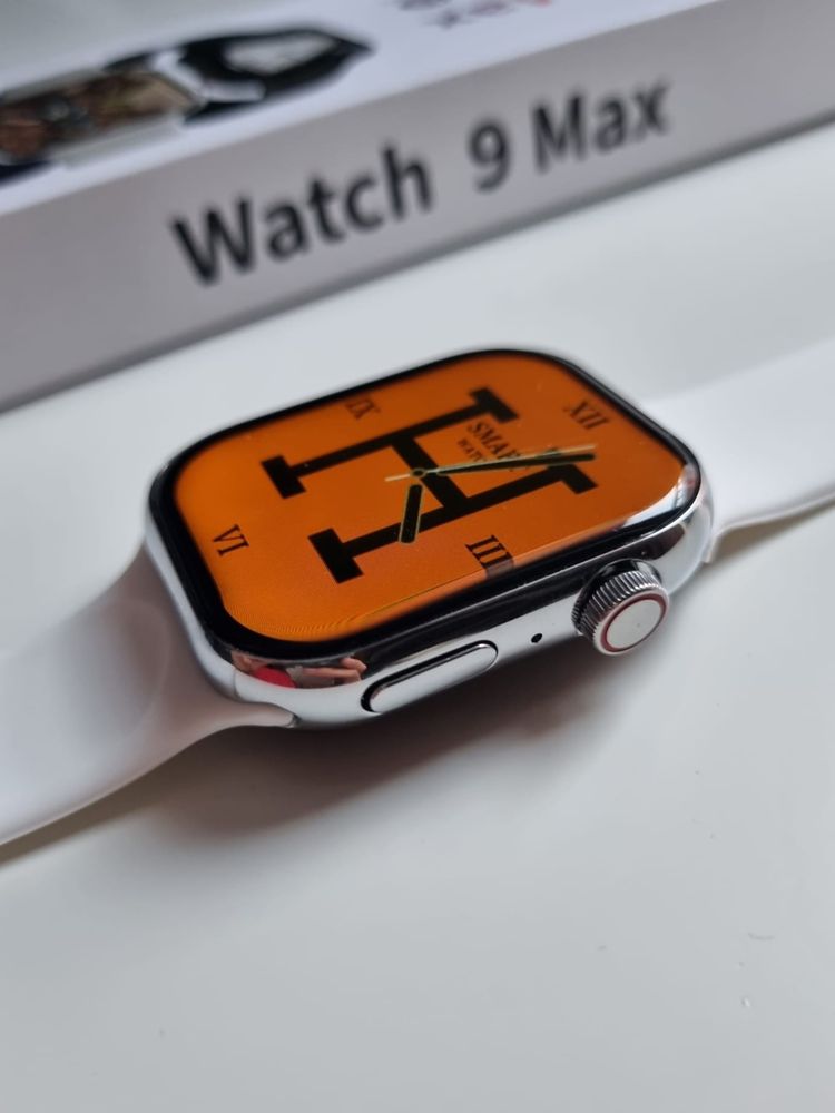 Smartwatch biały