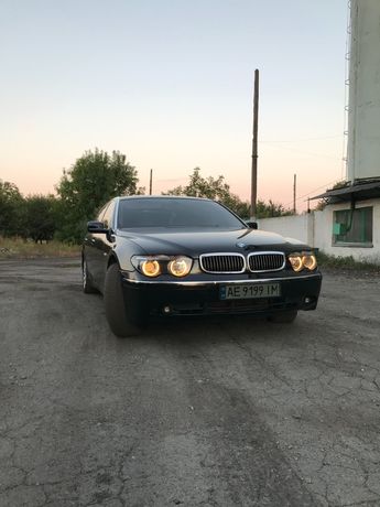 Продам BMW 745 Li
