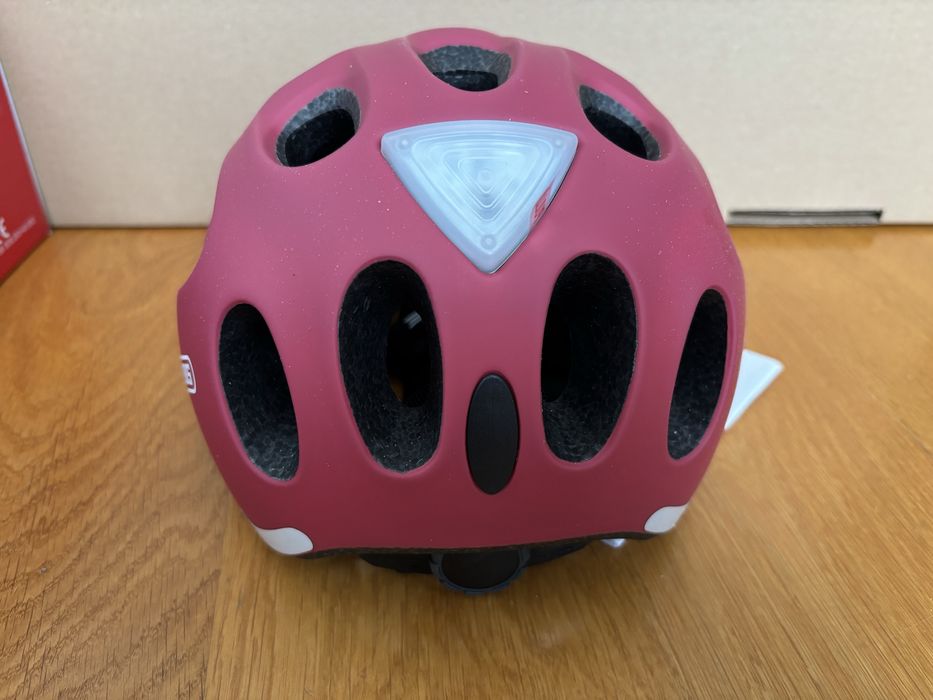 Kask rowerowy Abus Youn-I ACE (52-57 cm) z lampką, czerwony